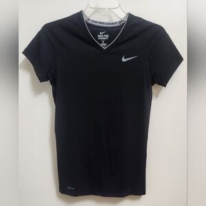 Nike Pro Combat Dri Fit Fitted Sz Small S Black Short Sleeve V Neck Shirt Womens